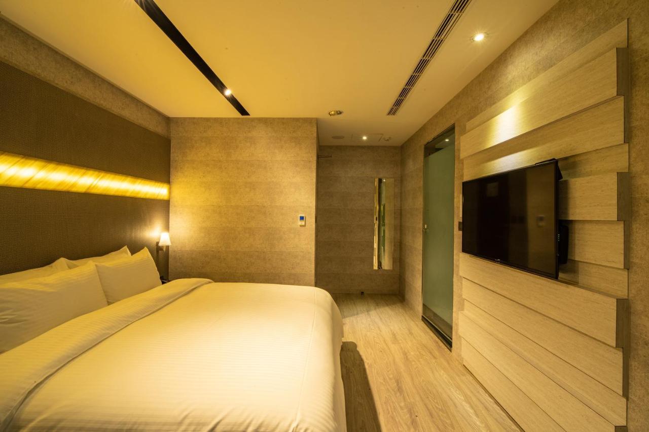 叮当旅舍Hotel Bell 台中 外观 照片