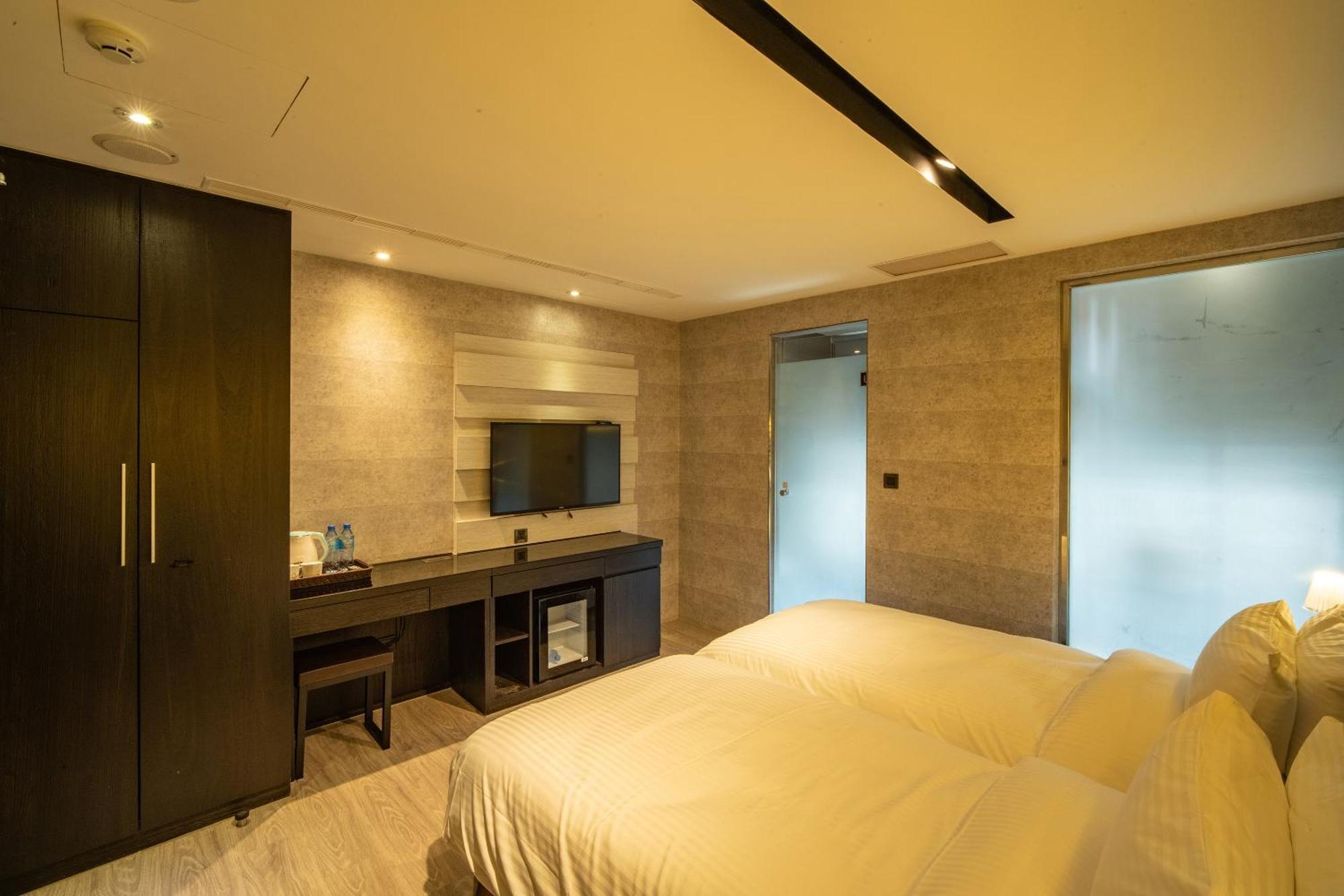 叮当旅舍Hotel Bell 台中 外观 照片